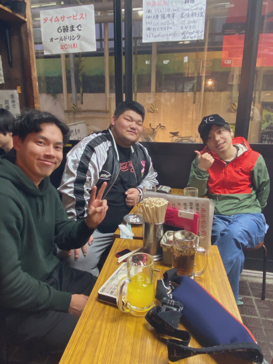 今日は演技レッスンの後に、俳優仲間と飲みに行きました！

Went to an acting lesson and drunk with my actor friends.

#俳優 #actor  #演技 #acting #レッスン #lesson #actinglessons #ポーラスター #ポーラスター東京アカデミー　#俳優仲間 #三浦義応 #森河大樹