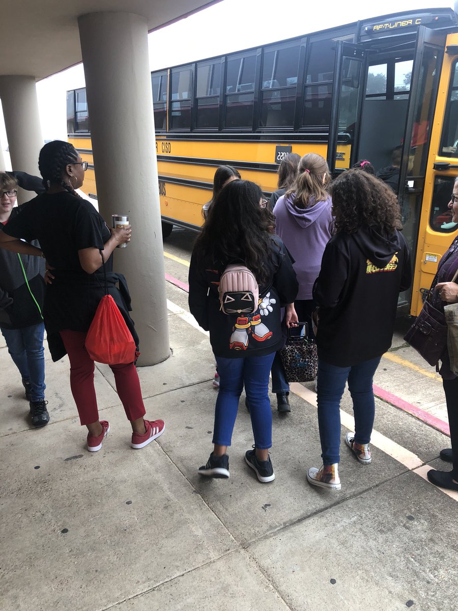 Navarro’s Chapter chat book club is headed to the Holocaust  Museum. @McElroyNMS #rangerreaders #lcisdlibraries