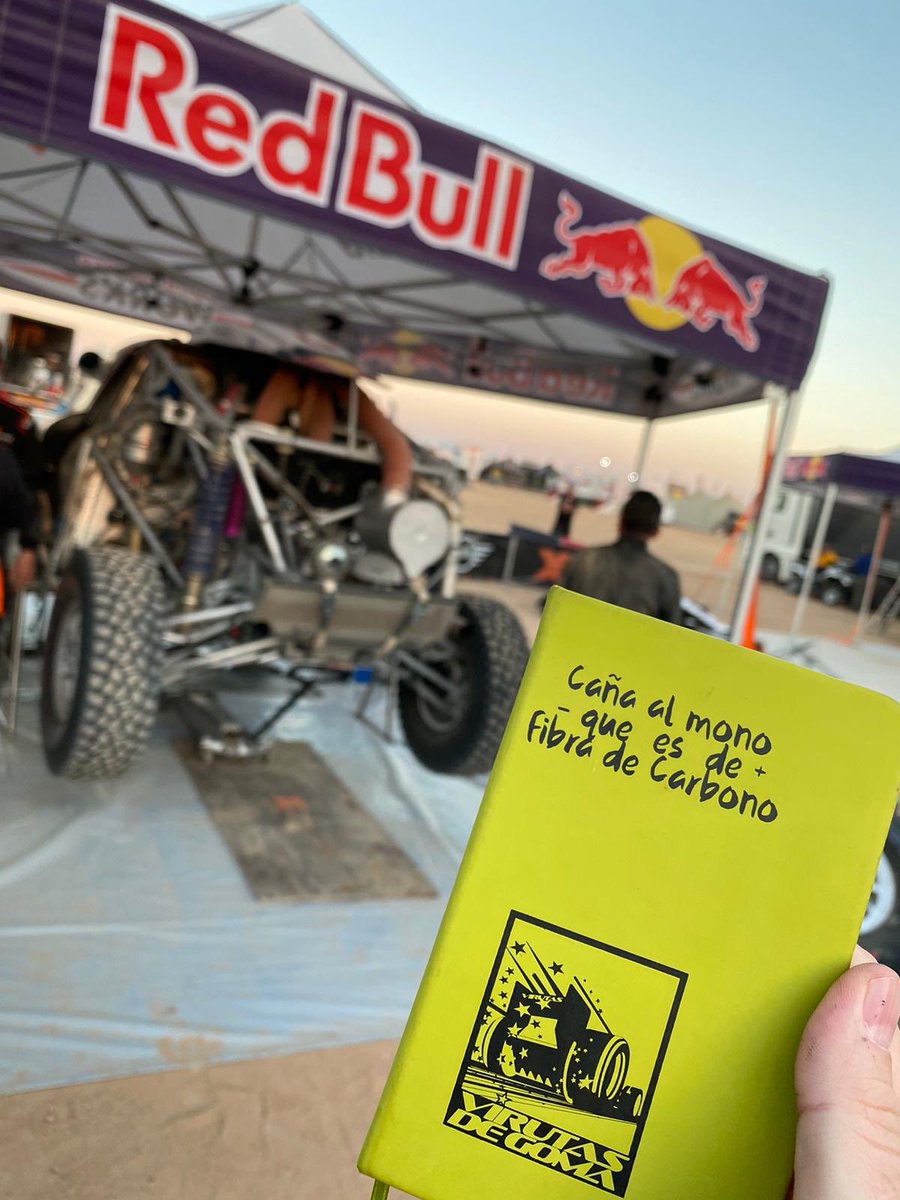 Que <a href="/joseantgm/">Jose Antonio G. M.</a> el vicepresidente de la federación andaluza de automovilismo me mande esto desde el Dakar no me llama la atención. Lo de alucina es que tenga cobertura en mitad de la nada