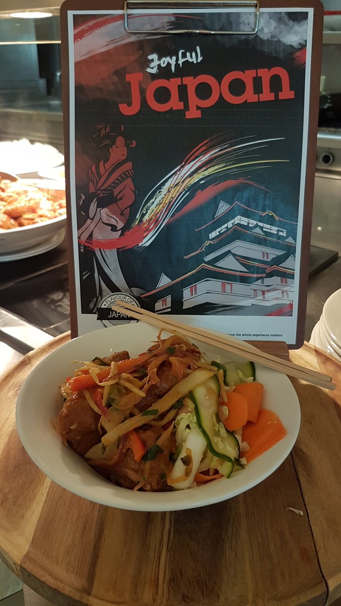 jamesjocky's tweet photo. @Elior_Group @elioruk @tom_elior @CathrynTemple @DFradgers @chefcrowe673 Taste of Japan.Katsu Counter at Murray's Hinxton Hall went down a storm. Over 250 portions sold.  #teamelior #eliorfoodie #globalflavours #themedaythursday #katsu #Curry https://t.co/Wnj9BxtsrP