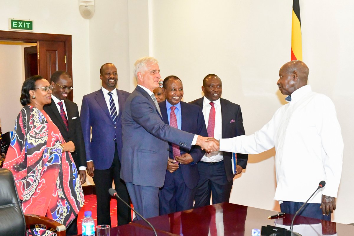 un_greatlakes's tweet photo. Private sector leaders in #GreatLakesAfrica, UN representatives and focal points for the Great Lakes Investment and Trade Conference - #GLITC - scheduled to take place in Kigali, Rwanda, on March 18-20, meet Ugandan President Yoweri Museveni today to seek support for the event https://t.co/bkKwBIEsAM