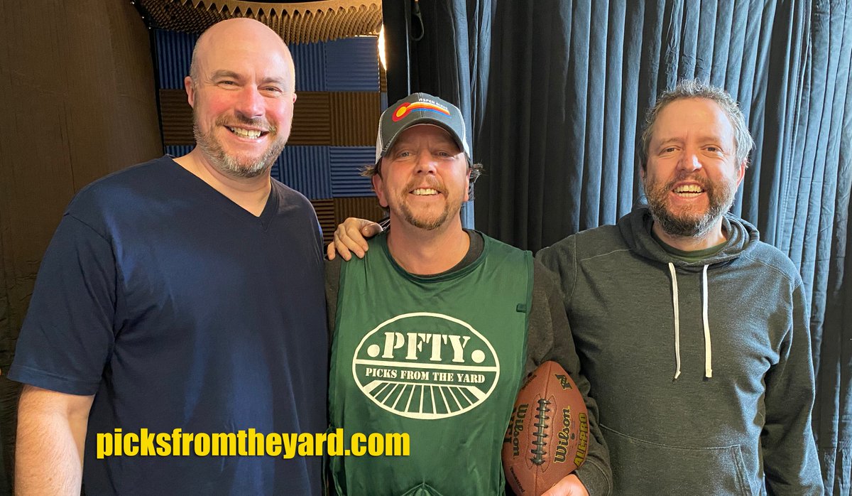 PFTYpod's tweet photo. 💰🏈New Episode Out Now!🏈💰

The end is near! The Salvatores break down the Conference Championship games with the help of funnyman @JimTDodge, and the boys lament the NFL season coming to a close. @willclegg's Corner returns, still on a hot streak. Listen in and #GETINVOLVED https://t.co/ygRH9goVna