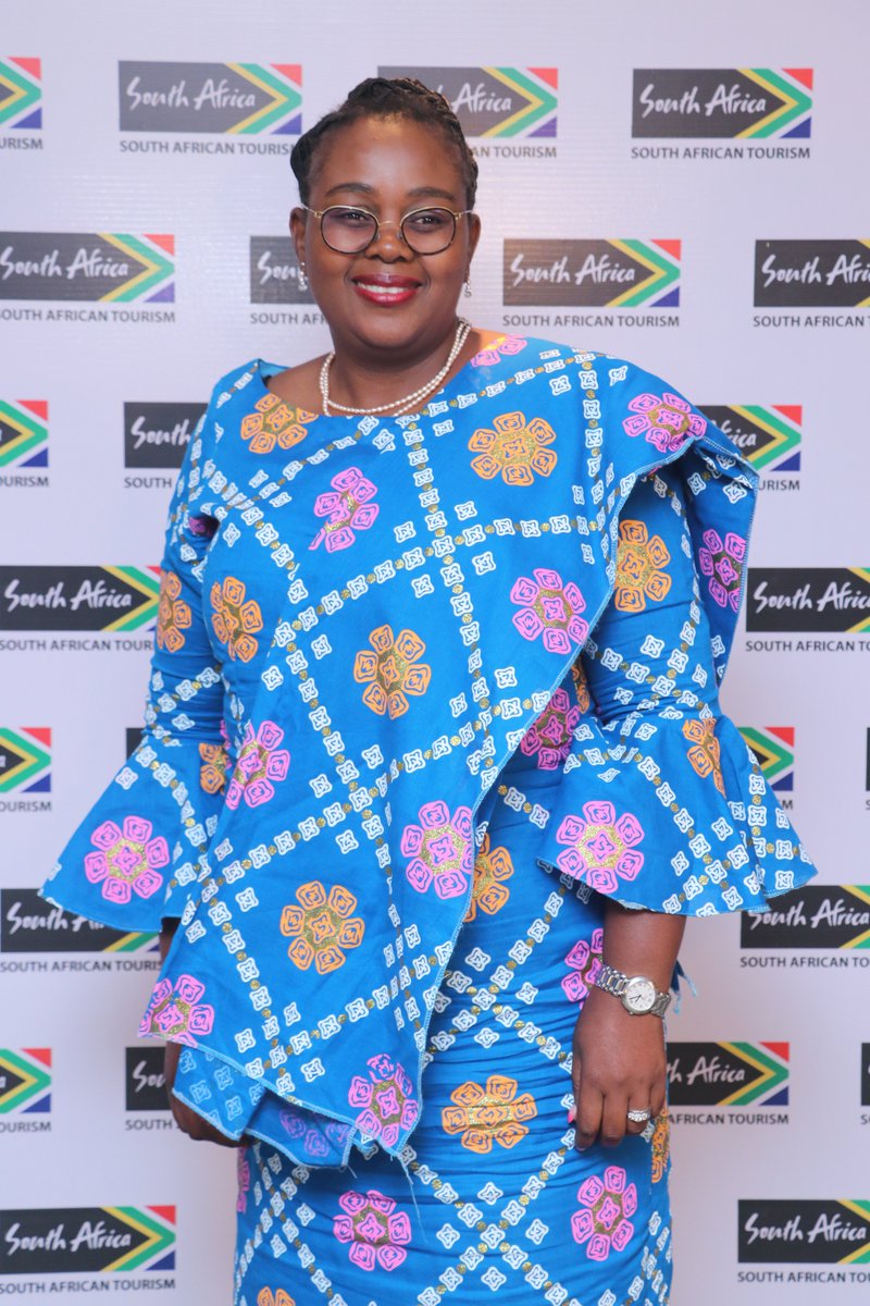 SATravelTrade's tweet photo. The Minister media session today in #India wrapped up on a great note, as the minister @mmKubayiNgubane announced that the new e-Visa system was going to be piloted in India next week. Highlighting that the process will be comparatively simple &amp; speedy. #SawubonaMumbai https://t.co/AmJEAy9wEv