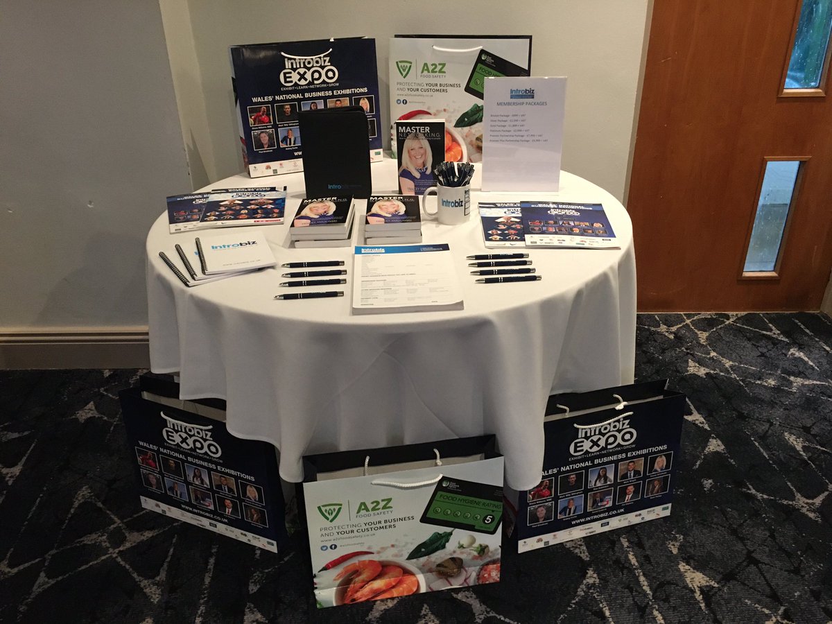 introbiz's tweet photo. #Introbiz have arrived! Really excited for our first event of the year #PowerGroups at @TheValeResort! See you soon! https://t.co/gh9126Ggfx