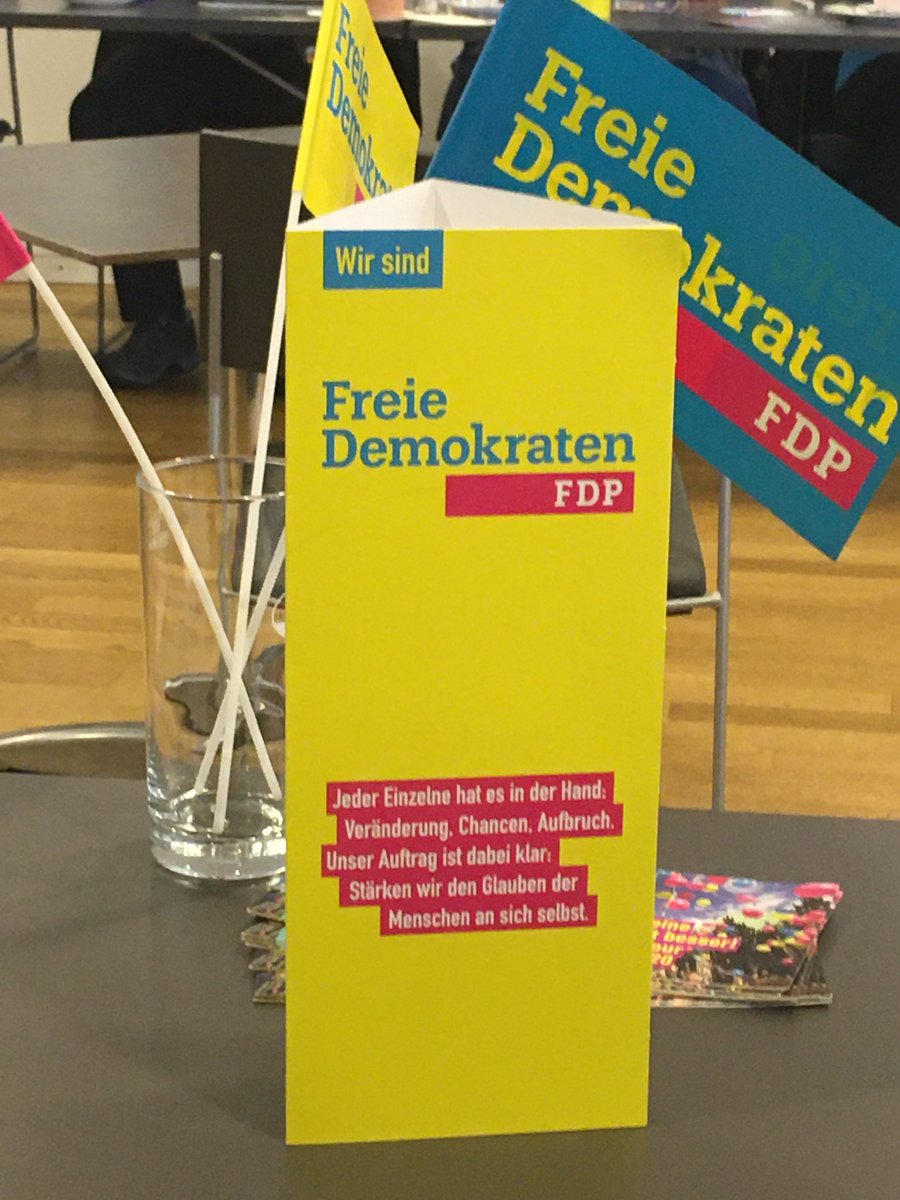 JG_Ripp's tweet photo. Mach Deine Heimat besser - FDP-Tour 2. Event - Gesellschaftsgespräche mit Karl Graf Stauffenberg; Freue mich darauf 😀😀😀👍👍👍; Heute um 19.30 Uhr; Lokation: Sportpark #Großwallstadt #HBLZ #FDP1920 @fdpba @realMartinHagen @MarcoBuschmann @stauffenbeeg @DFoest @FdpPfeffer https://t.co/GkCfa8Kz5J