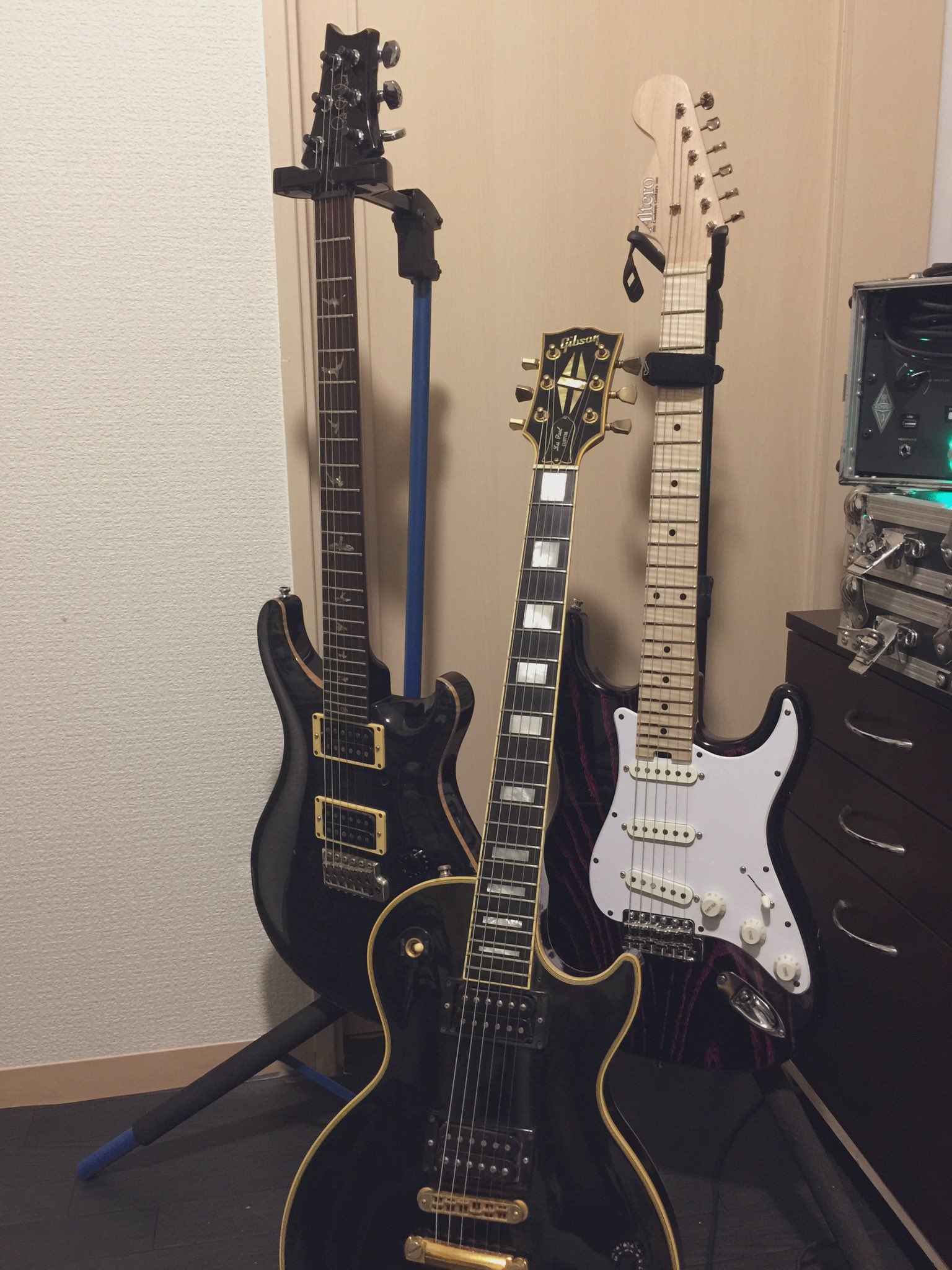 ひろまる Auf Twitter エディット リアンプ おわったーーー 今回はこの3本 リアンプはkemperメイン 他にline6をちょろ っとって感じです 発表出来るか分からんので 気付いたらdmか直接会った時にでも これってそうですかー って聞いてください 笑 Altero