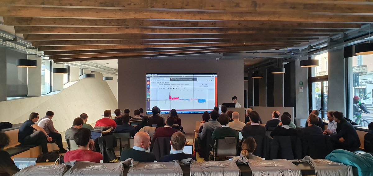 tomaz_tsql's tweet photo. #odsc in Milano 2020 at #MicrosoftBuilding //cc @odsc https://t.co/uvoqfFHxL8