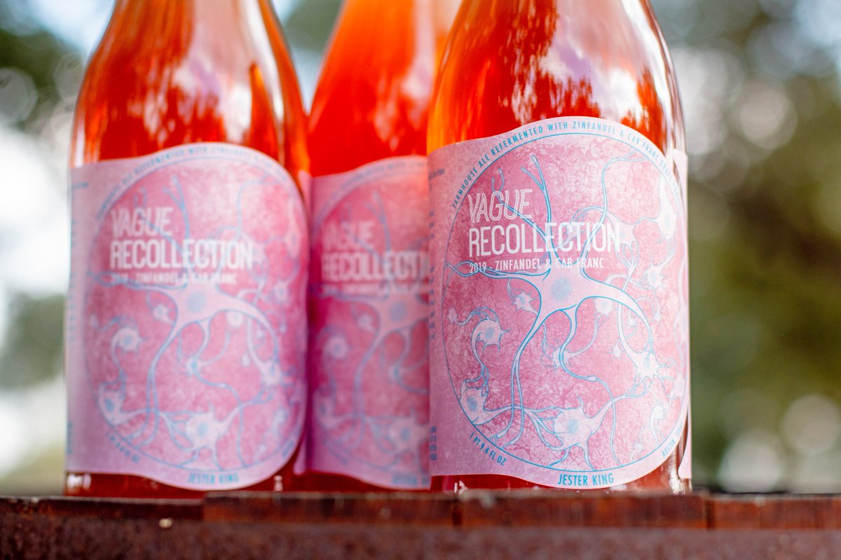 jesterkingbeer's tweet photo. Today we're releasing our latest batch of Vague Recollection -- farmhouse ale aged on grape pomace

A delightful, highly drinkable beer/wine hybrid with lovely fruit and complex fermentation character.

Available in bottle and by the glass at our tasting room starting 4pm today. https://t.co/pbfGz1hAly