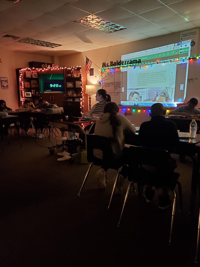 mclewis74's tweet photo. #klzjanplaytowin Observing Ms. Balderama's class, learning about English and what persons point of view the story is being told. She did an amazing job of keeping the kids involved. She bought the story of Louis Armstrong to life. @KlentzmanTigers https://t.co/ELFxqHak7Q