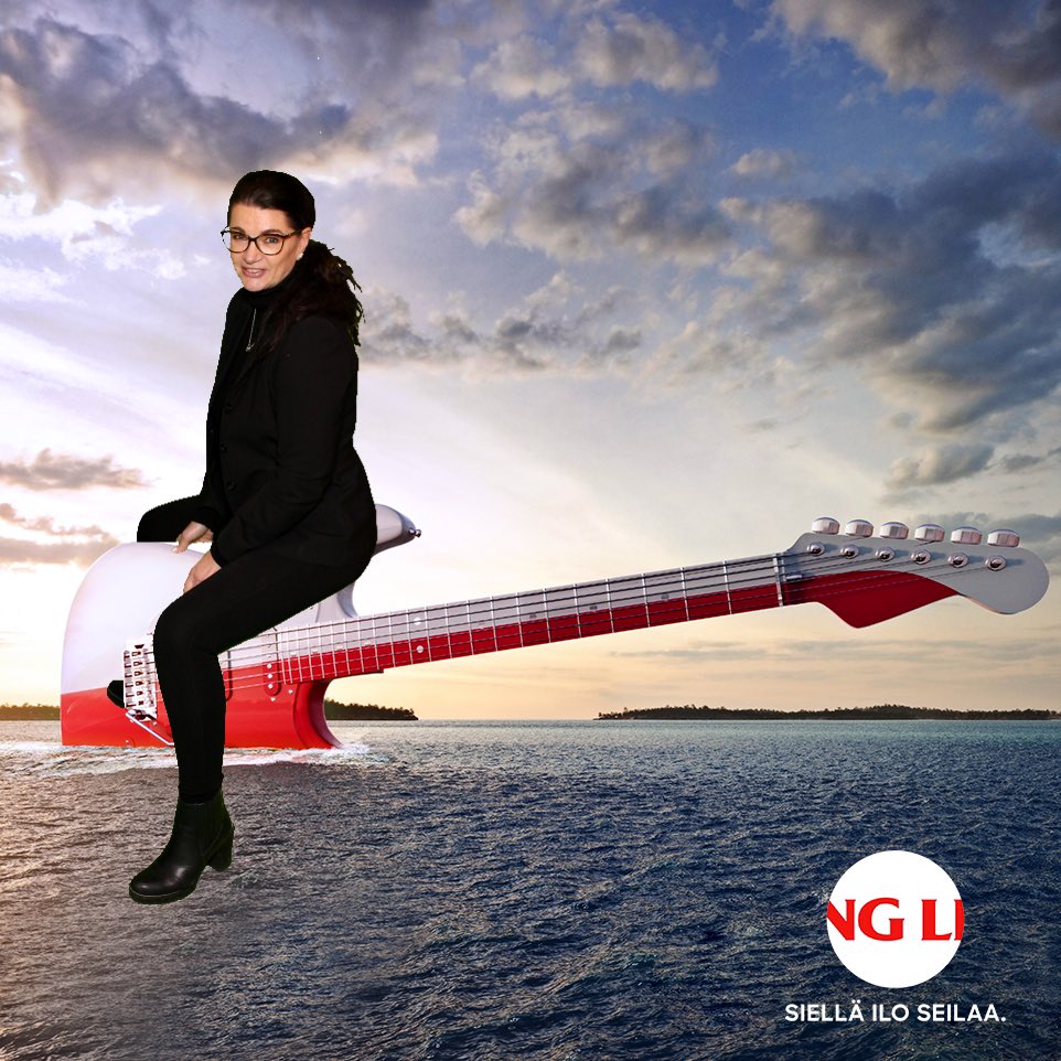 MaaritPaldan's tweet photo. Sitä harvoin pääsee ratsastamaan kitaralla 😂🙋🏻‍♀️🎸🚢
#vikingline #livenälaivalla #matka2020 #tempaudu https://t.co/bK6Z4TktvI