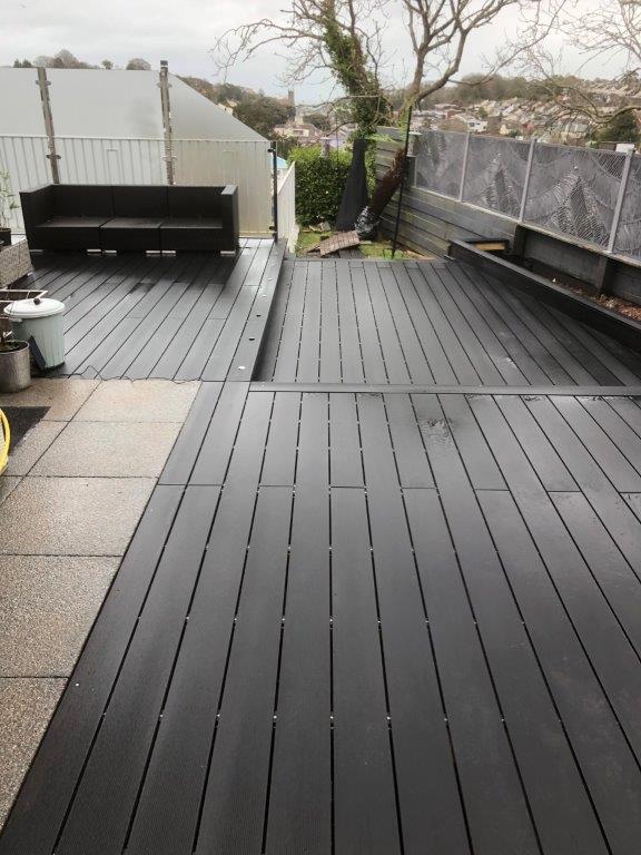 cladcoprofiles's tweet photo. The Torbay Composite Company have created this fantastic garden using Cladco Black #Charcoal Composite #Decking Boards. Its not too early to start planning your #summer #garden. 
Order a FREE sample pack today using FACEBOOKSAMPLE on checkout. 
https://t.co/QkX2zyDP7a
#composite https://t.co/EZfB9FErnE