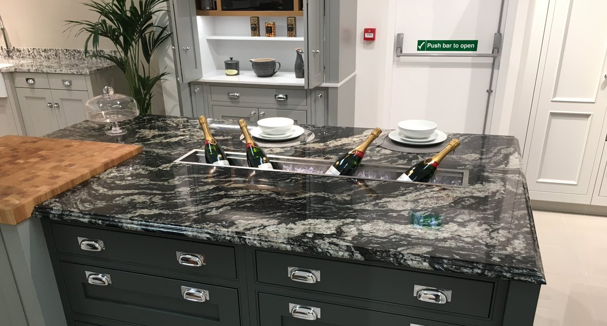 CJStonemasonry's tweet photo. Trough sinks are sure to be a winner in 2020, not only do they look amazing but they are very practical too. If you do a lot of entertaining a trough sink is invaluable! This one from @1810co is perfect for chilling your drinks.
https://t.co/sDQFR05pdf
#troughsink #kitchendesign https://t.co/9Rz378Glpk