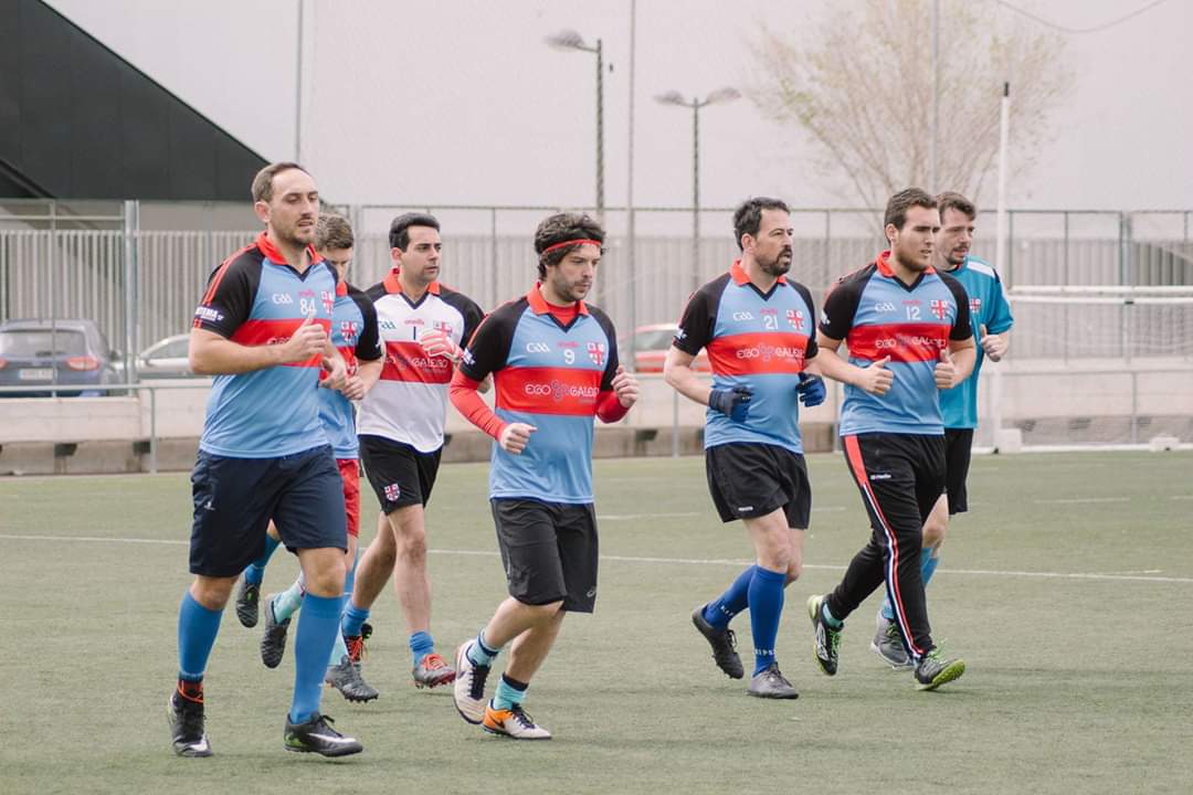 ¿Quieres quemar los extras navideños?

¡Vente a entrenar con nosotrxs cada viernes!

🏟Sagrat Cor de Sarriá
⌚20:30h
🍻 i 😁 garantides❗
