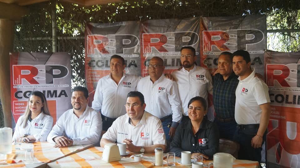 s3rch_rodriguez's tweet photo. En rueda de prensa @JFernandoGS presenta a #RSPColima y anuncia la asamblea estatal.
https://t.co/b7fkOtJx0t https://t.co/UodKQiB9Ji