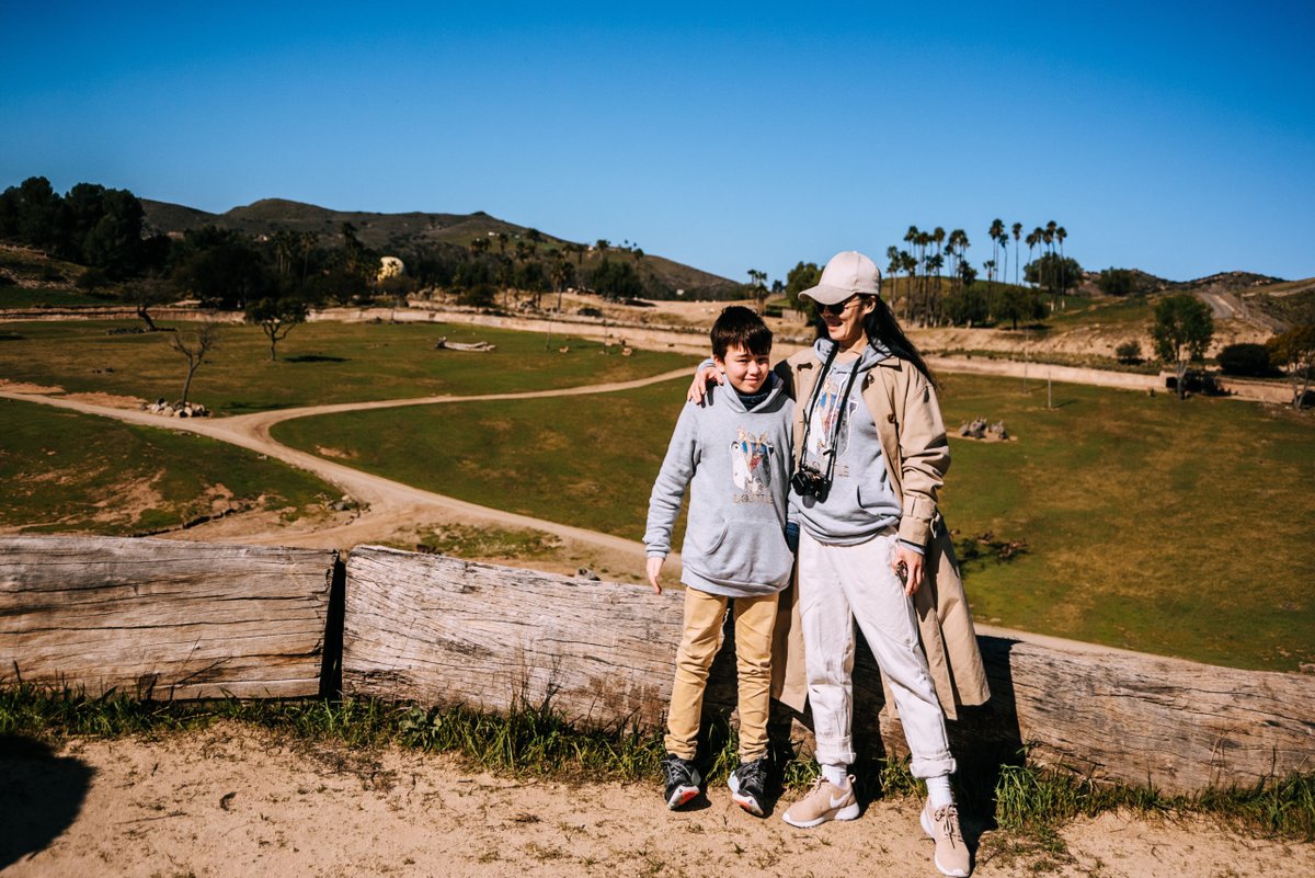 HallieDaily's tweet photo. 5% fashion, 95% wild life in the nature, and 100% love, showing our experience in the @sdzsafaripark in the blog today.  We loved our experience and we're committed to support all the specials living in the same Earth with us.  (read more: https://t.co/csUNptSS74 ) https://t.co/7CWD468hkU