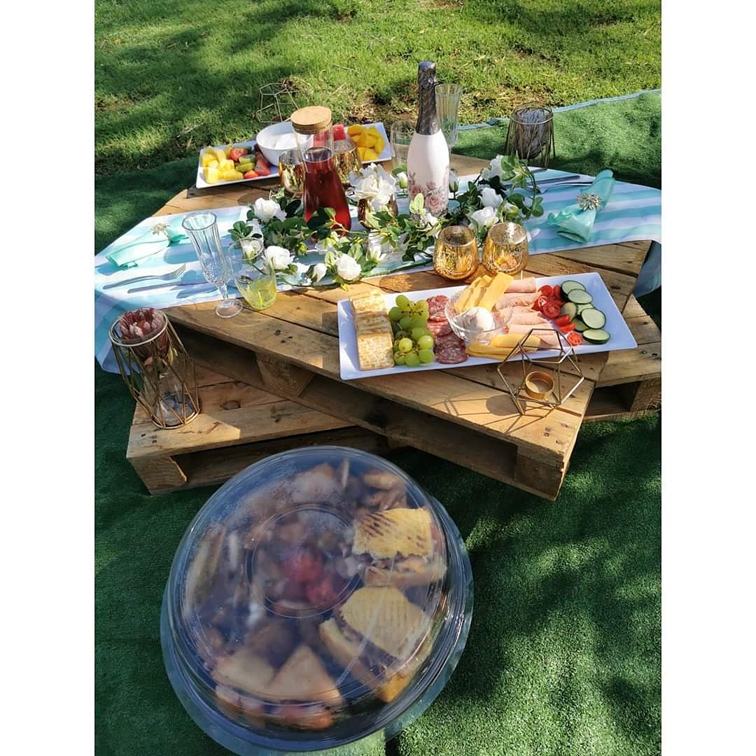 EntPanache's tweet photo. It's Picnic Season 💐😊💛💥

Contact us at anytime when you want to spoil your loved ones.
Panachè Ent would love to carter for you.. 💕💕 https://t.co/Bm6hSYzS2V