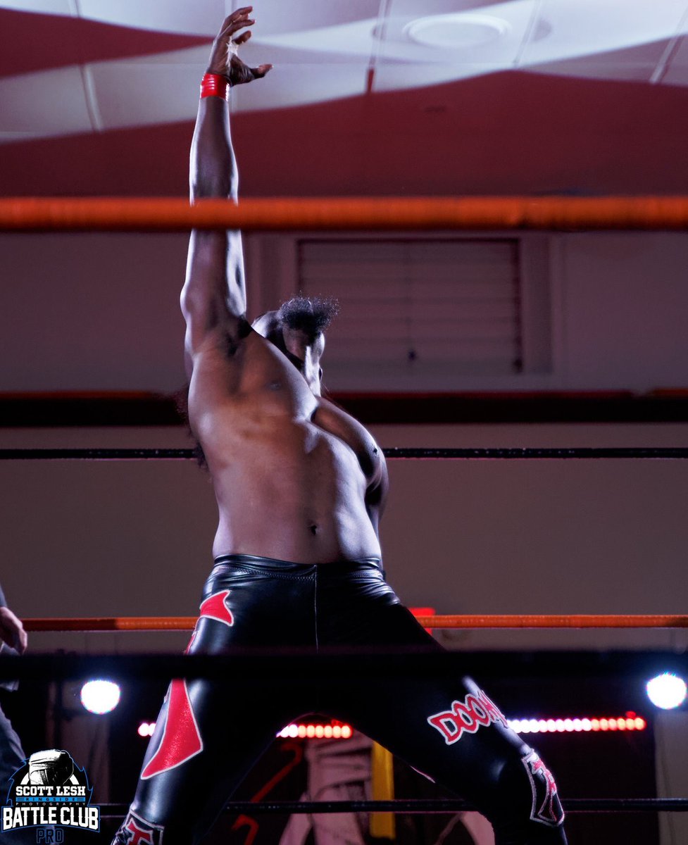 treveraeon's tweet photo. Ready for whatever. 🤷🏿♂️🤘🏿🦇⚰️
📷📸: @ScottLesh724
Taken at: @xBattleclubpro #One4All
#OriginalGothicGangster #TheBigBat #ScaryBlackMan #YallGonRecognize #TheUnderground #UndergroundStrongStyle #OneNationUnderground #TheLeftHandPath #WalkThePath https://t.co/yS7du6YeH7