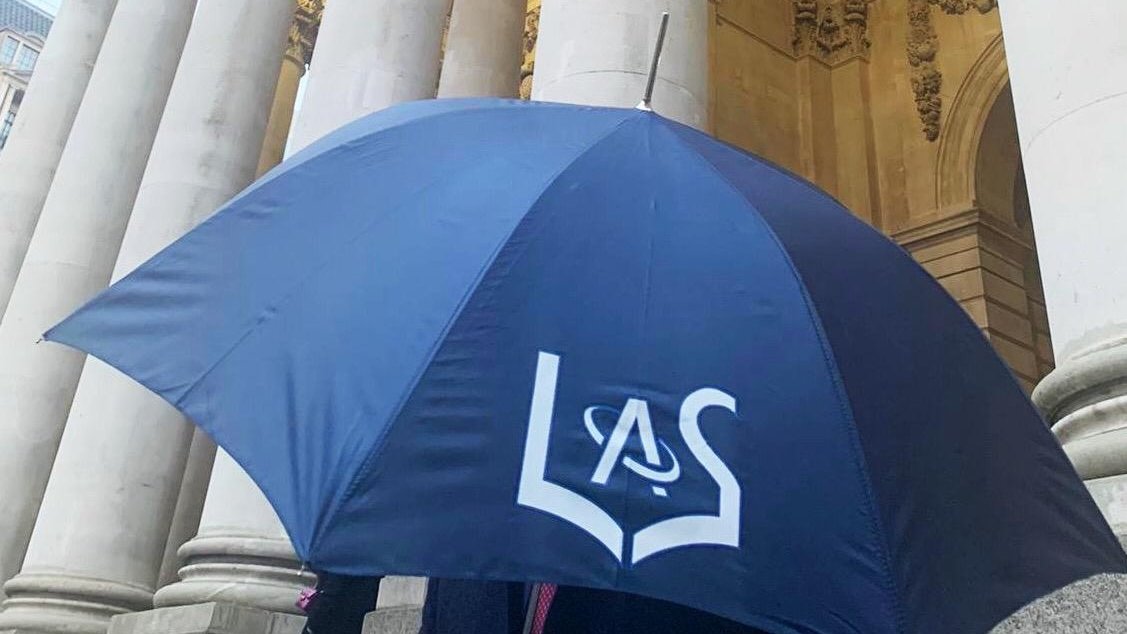 wearelasgroup's tweet photo. Need to file your #SelfAssessment tax return before the 31 January 2020 deadline 🤯?! Don’t worry, LAS Accountants have got you covered. Contact us on 020 7060 4806 or email info@las-accountants.co.uk. We will file your return ON TIME! #selfassessment #taxreturn #taxseason https://t.co/txlQdrhkHG