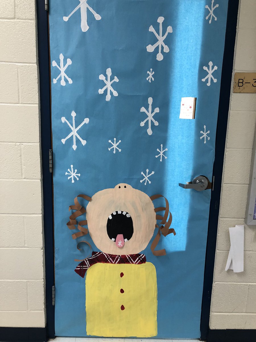 Isn’t this cute? I love when teachers decorate their doors making their classrooms so inviting! <a href="/Dr_JakeLong/">Jake Long</a> <a href="/NWH_Elementary/">Rita Persons ELL Supervisor/Instructor @MHPS</a>