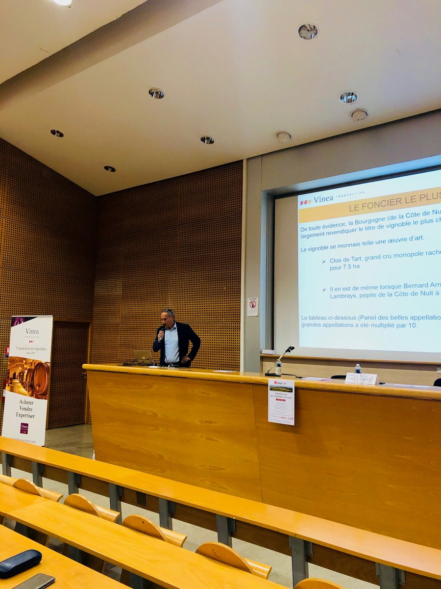 Vineatransac's tweet photo. Colloque sur la transmission de domaines viticoles à Montpellier Management @MtpManagement https://t.co/APSTqHtWmp