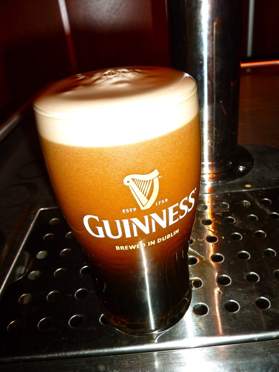 DalbidEU's tweet image. Today in 2001 - Hough’s Pub in #Lorrha, Co #Tipperary retains the title of "The Cheapest Pint" in Ireland. Pat Hough won’t be raising the price of a pint of plain above 1.50 - Win #Bids and #Tenders in Ireland with @DalbidEU support in #Cork #Dublin #Limerick