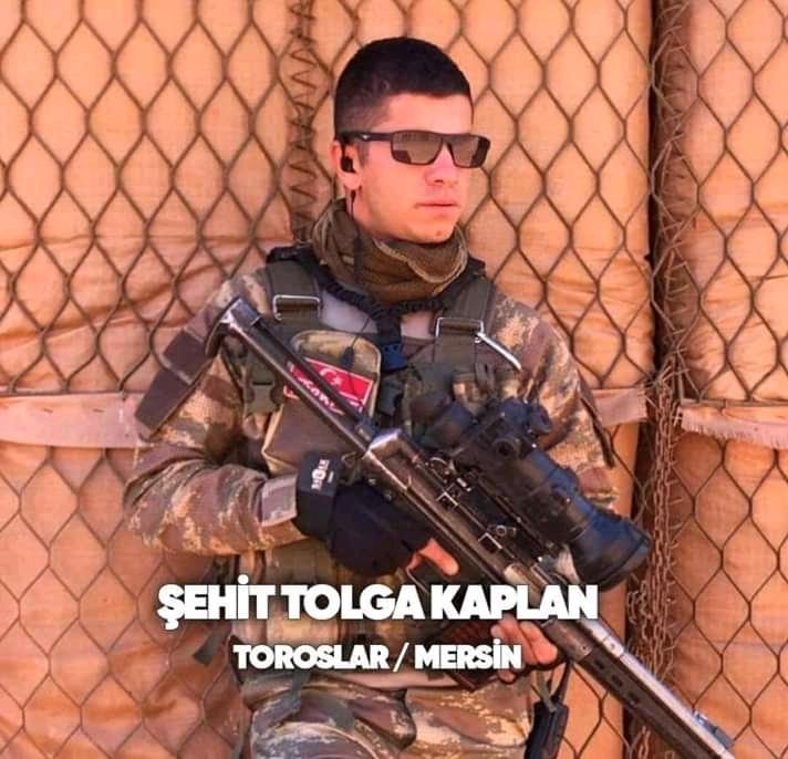 AkanNurdan's tweet photo. Şehit 1 https://t.co/kXCKmXWUfP Tolga Kaplan
(Mersin)(Toroslar)
15 Ocak 2020 Tarihinde
Hakkari/Çukurca ilçesi Hudut
Tugayı 5'nci Hd.Tb.Üzümlü
Bölgesinde Bulunduğu Mevzide
Kaza'en El Bombası Patlaması
Sonucu bir Silah Arkadaşı ile
Birlikte Şehit Düşmüştür
BiriAğır2AskerimizYaralı https://t.co/BDh2aYscsx