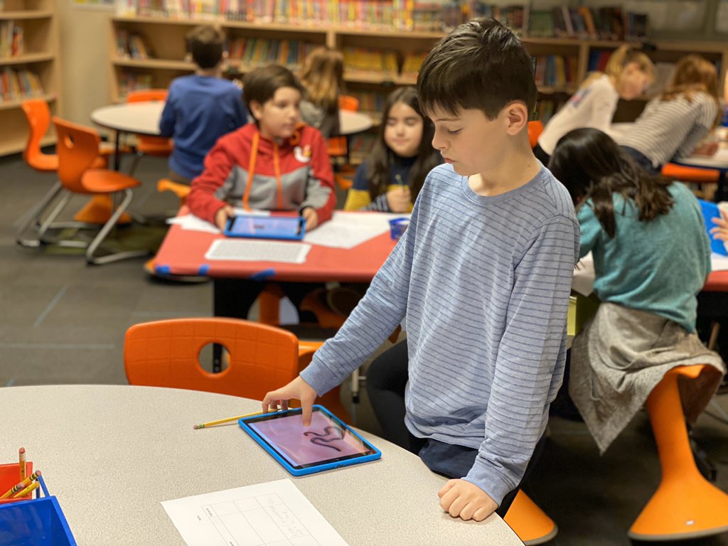 MrsMobileD67's tweet photo. @JMilesClass read parts of Two Truths and a Lie and had to determine which story was false from their research! They did a great job....Threadsnakes do not live in wild dogs ears. #findingjoy67 #cherokeeinspires #dontfallforfake #medialiteracy #internetsafety https://t.co/a1Jvx96vFp
