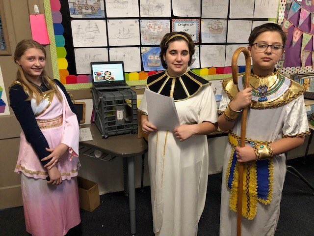 icschooljc's tweet photo. #walklikeanegyptian #icangelproud #workfromtheheart https://t.co/0nr4PBSDWl