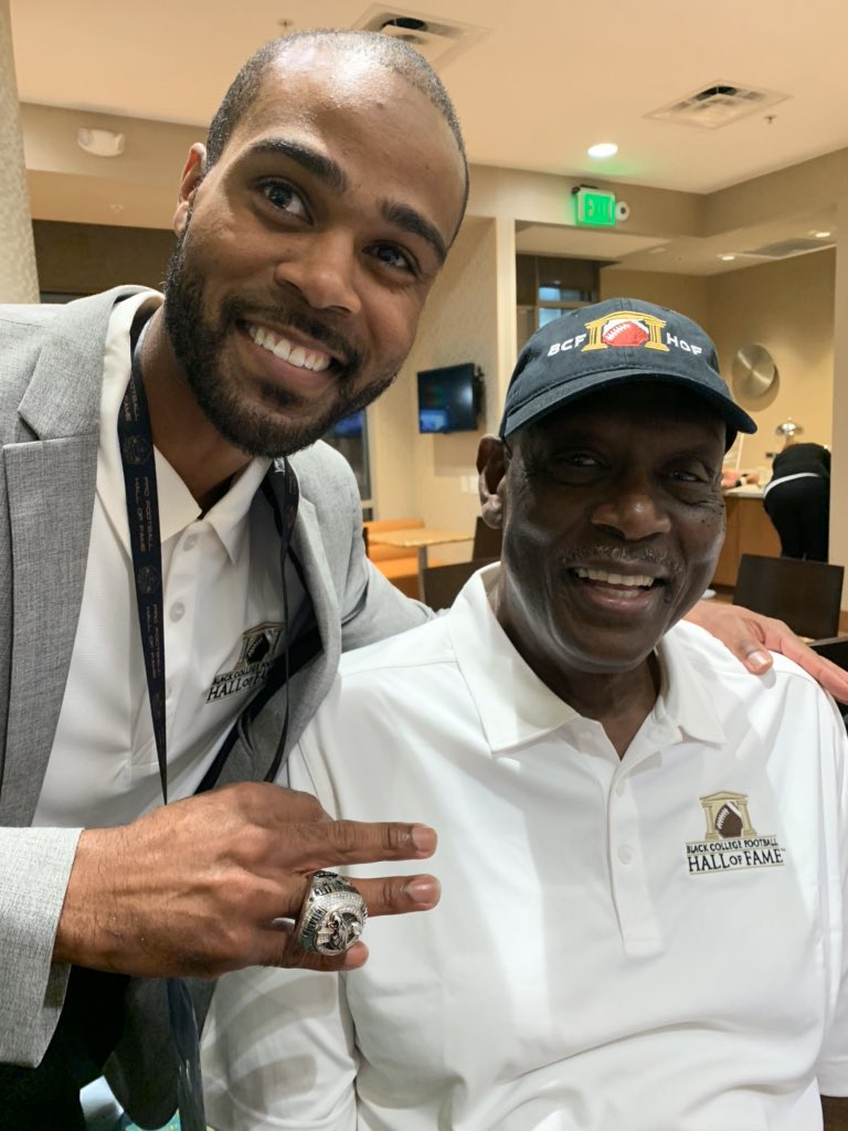 MarquesFitch's tweet photo. A throwback to when my guy @lookitin  let me rock his @Eagles Super Bowl ring at the @BCFHOF Football Classic in Canton last summer. Only a few changed the game like this legend. Congrats on being selected for the @ProFootballHOF Class of 2020. Well deserved my friend! 🦅 https://t.co/Pnxrsbha7Q