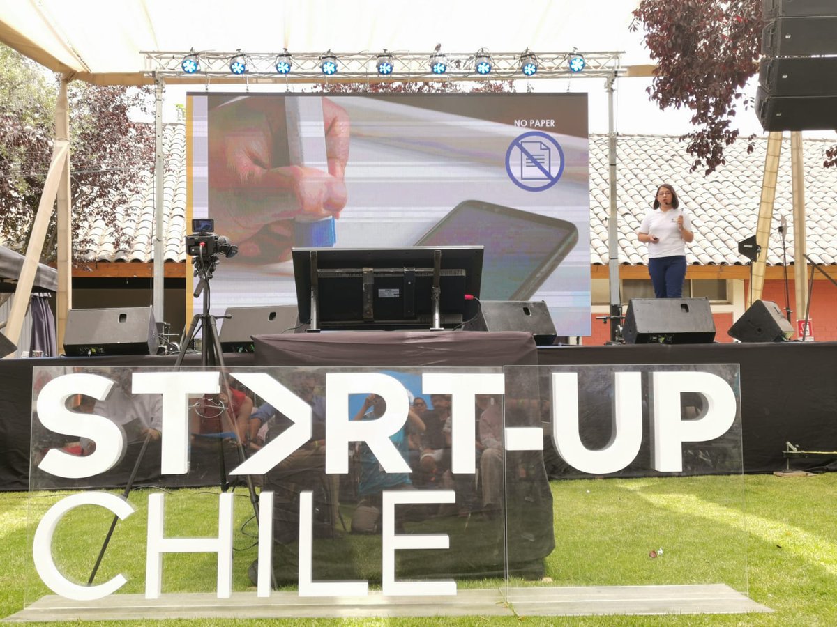 startupchile's tweet image. @noteikin es un lápiz de escritura en #braille que permite escuchar notas y transferirlas a dispositivos electrónicos.