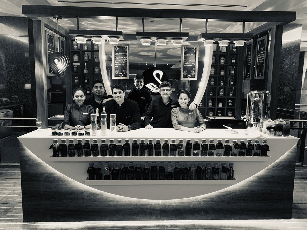 Subhojit_c7's tweet photo. @teaswanofficial welcome you all @GrandHyattMum !!!!
Teas, Cookies, Cocktails, Mocktails and lot more !!! https://t.co/jGlsK7nyQp
