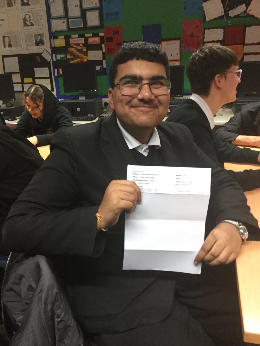 fitzalan_maths's tweet photo. Smiles and celebrations in the maths department today as Year 11 receive their GCSE Numeracy results 🎉 https://t.co/h1Jf8VRzUC