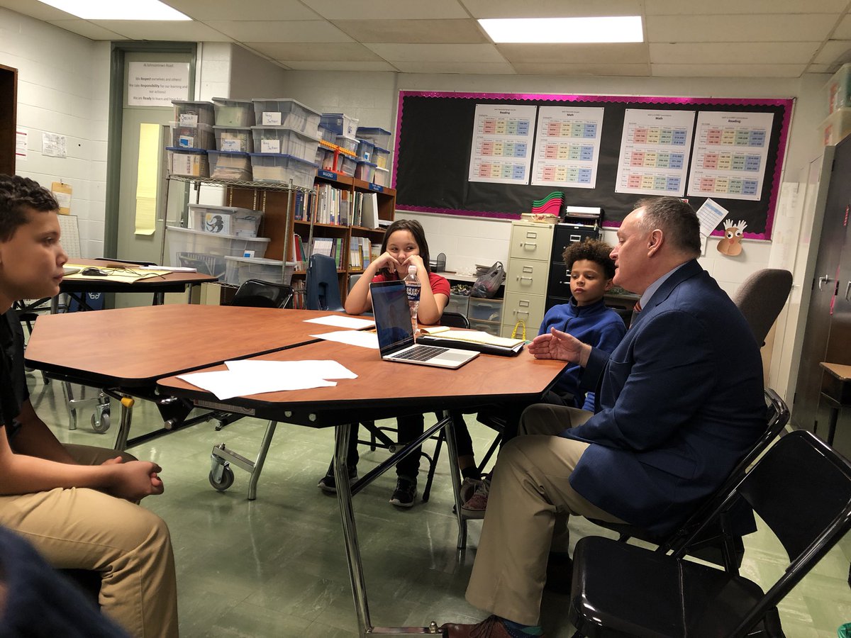 Behind the scenes #JCPSDigitalLearning #LIVE Johnstown Road Elementary Backpack Planning <a href="/JREJagPrincipal/">stephen howard</a> @JCPSAsstSuptES1