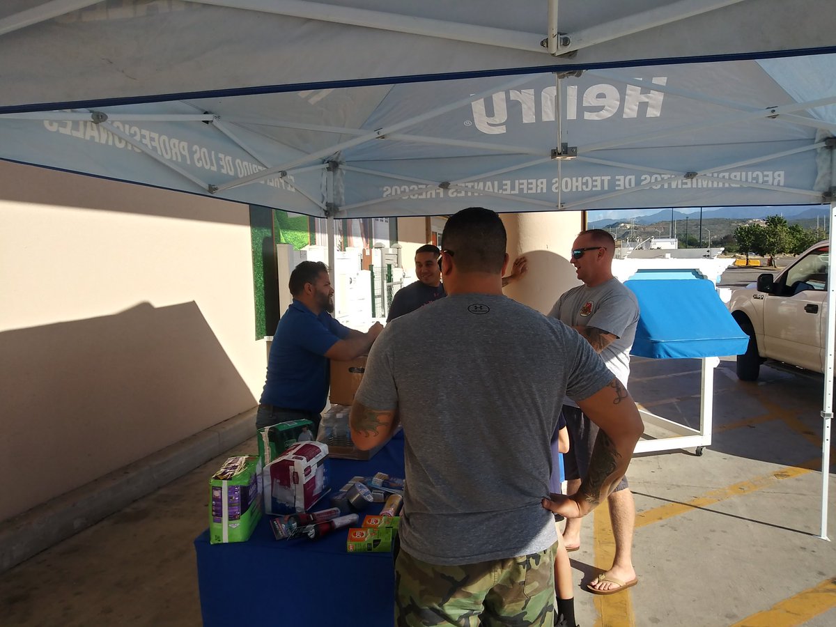 Alfredo83275793's tweet photo. Pro Event @HomeDepot 6411 Ponce. Come and talk with @TheHenryCompany experts on Tropicool 100% Silicone roof sealant #Lifetimewarranty !!! Also collecting donations for the affected areas nearby.
#berh #rapidset #dewalt https://t.co/pe1WONA1gS