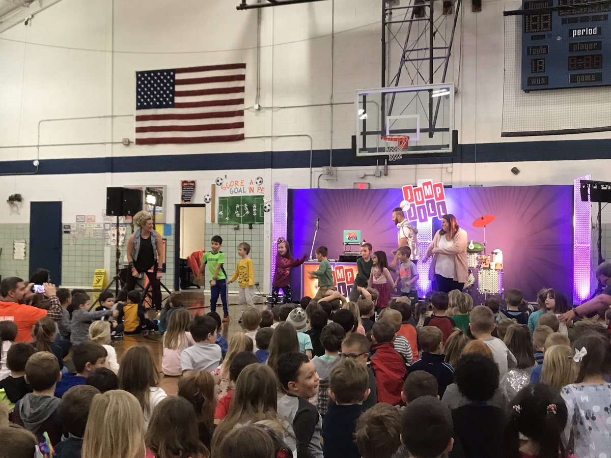 HeidiKimble3's tweet photo. Jump with Jill was amazing yesterday. Thank you GLCS Foundation!! #glcsfoundation https://t.co/fZ7kBvM2ra