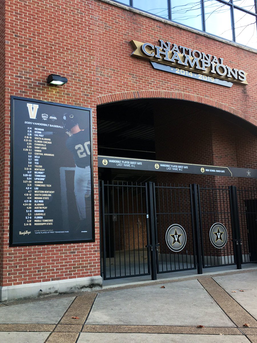 BrianMurphy24's tweet photo. 👀the @VandyBoys 2020 schedule outside #HawkinsField.
What game(s) will we see you at?!
⚓️⬇️⚾️ https://t.co/mkSCjMxZvA