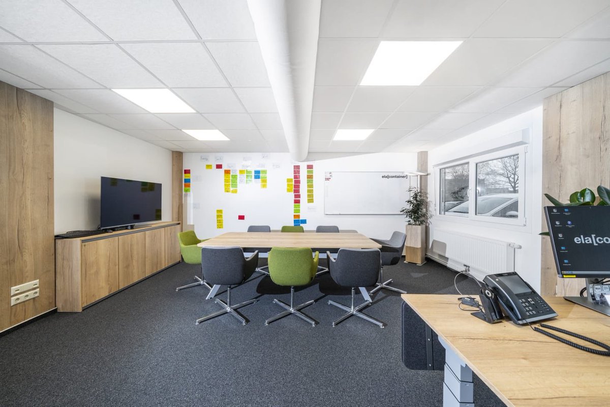 ELAContainer's tweet photo. We not only rent and sell our containers - we also work in #container facilities ourselves. For us, this is not an emergency solution, but a high-quality and flexible one. 

Here is an example of the building in which the HR department is located.

#office #madeingermany https://t.co/uBdhYtUWv8