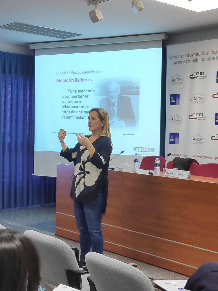 ceeivalencia's tweet photo. Esta tarde aprendemos con @anyontw qué es eso de los roles #Belbin y cómo mejorar la gestión del #talento en nuestra empresa

 ✍️#jornadaceei https://t.co/PzJa654GNs