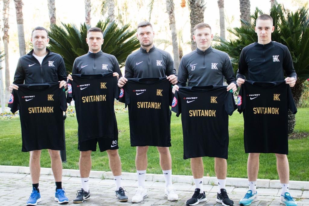 Oficiālai!
Latvijas <a href="/kajbumba/">Futbola federācija</a> U-21 spēlētājs Vladislavs Soloveičiks pievienojas Ukrainas augstākas līgas klubam FC Kolos Kovalivka.
koloskovalivka.com/vitaiemo-u-kol…