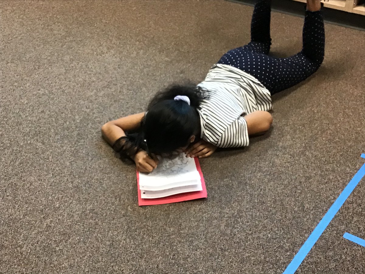 ashleyelm_gt's tweet photo. We used our creative thinking skills to build our WeDo 2.0 robots and solve the problems that we faced. @AshleyElem @LEGO_Education #un4gettable #fisdquest #tweeteroftheday #adventuresatashley https://t.co/R8hWliTFRd
