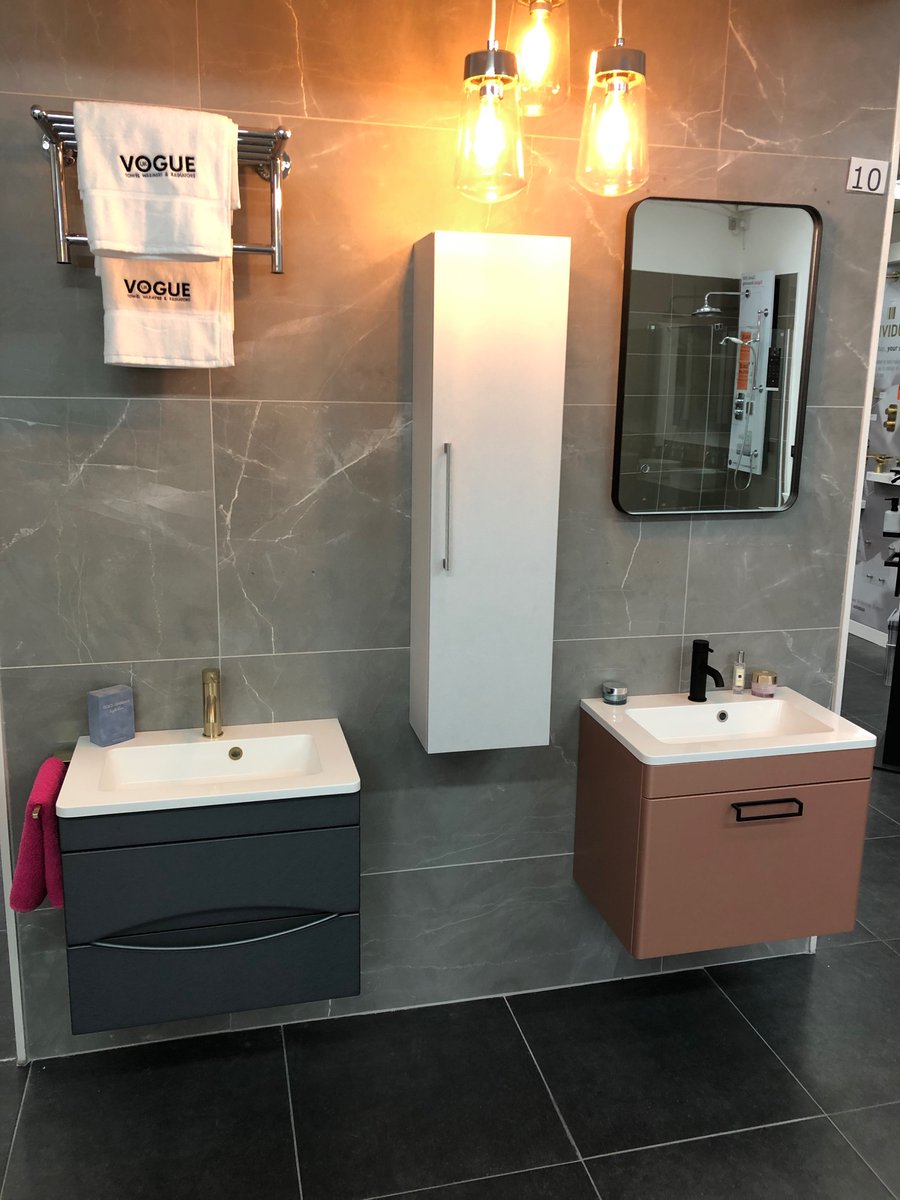 MerewayBathroom's tweet photo. Dimensions Tiles & Bathrooms in Frome have fitted their Urban Living displays! Why not pop in if you’re in the area?
#QueensStormGreySatin #GreenwichRoseGoldSatin
#UrbanLiving #modularbathroom #smallbathroom #urbanbathroom #bathroom #modular #urban #city #rosegold #stormgrey https://t.co/zht8mTUntJ