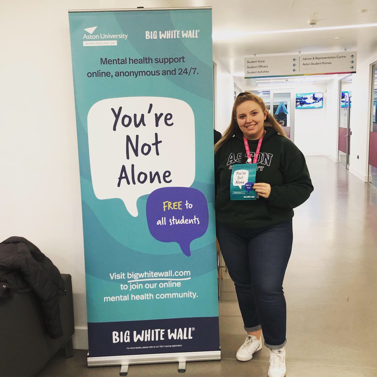 AstonPresident's tweet image. 💙💚 YOU’RE NOT ALONE 💙💚 
It’s so amazing that Aston University have invested in BIG WHITE WALL a free online support tool that you can use anonymously day or night. 
To join follow the link in my bio and sign up under ‘organisation’ with your university email address.