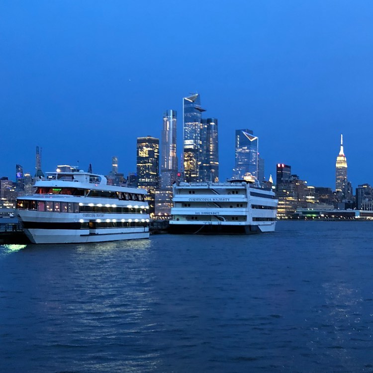 SSCYachtEvents's tweet photo. We have 40+ #wedding yachts, holding 12 to 1,200 sailing guests. Find out our other #s here: https://t.co/8uFD6EJqQf https://t.co/VTMLV9ana0