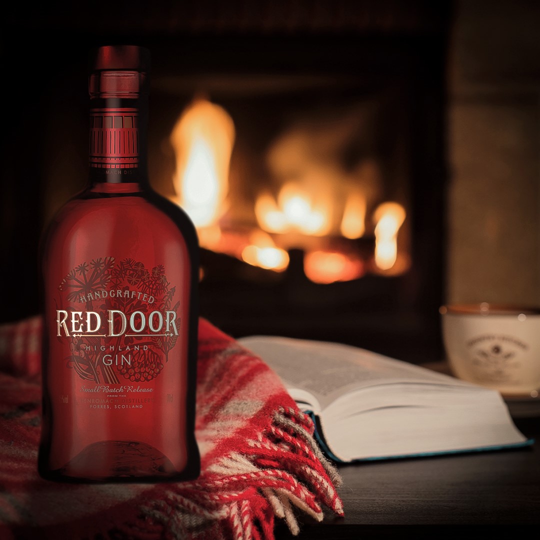 If whisky isn’t your thing, celebrate #BurnsNight with our small-batch Highland #gin!

RT + FOLLOW for the chance to #win a bottle of Red Door Gin.

UK 18+. END 20.1.2020
T&amp;C bit.ly/2DLgKpb

#BurnsNight2020 #scottishgin #ginandtonic #prizes #competition #giveaway #prize