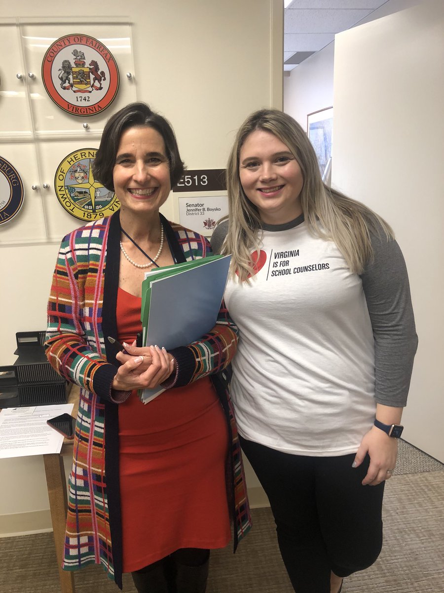 Mrs. McCauley tweet media