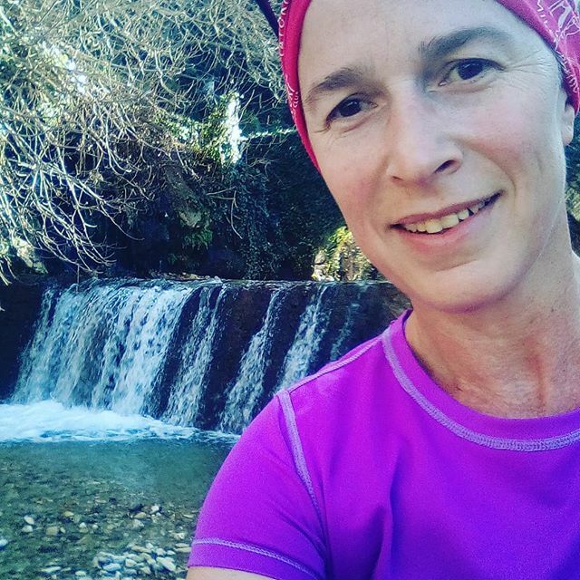 Half way through my 6km run today. A stop at the Atajea waterfall always brings a smile to my face.  Wasn't in the best mental space before going, felt so much better afterwards. #rundone #getoutdoors #mentalhealth #exercisemotivation #excercise #lovetorun #runnersofinstagra…