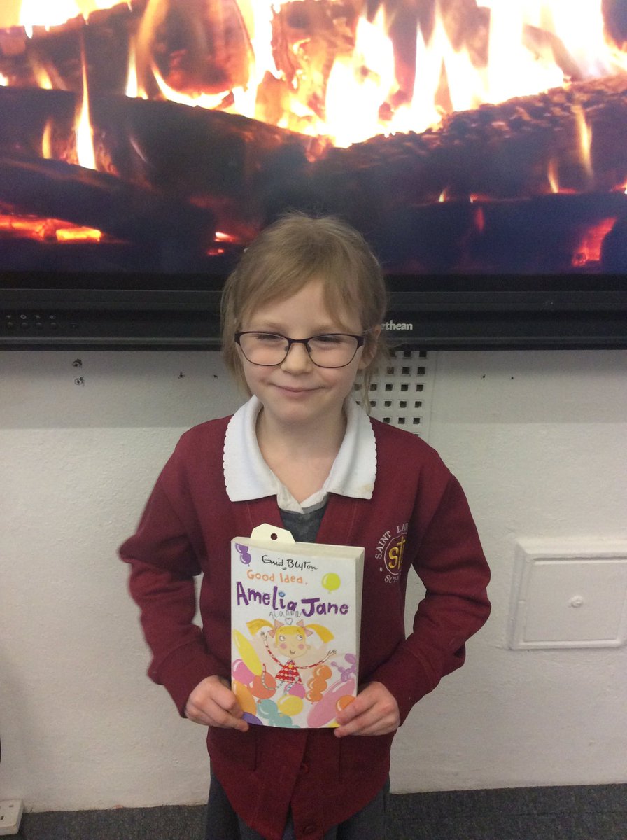 StLawrenceCEPr1's tweet photo. Oak Class are really enjoying their ‘5 a day’ book box. 📚💚
’A’ loved our class reader from last term so was very excited to bring another book in the series to read to the class as part of our ‘5 a day’. What a special moment! ⭐️ #proudteacher #aloveforreading https://t.co/4HEXzm5dWX
