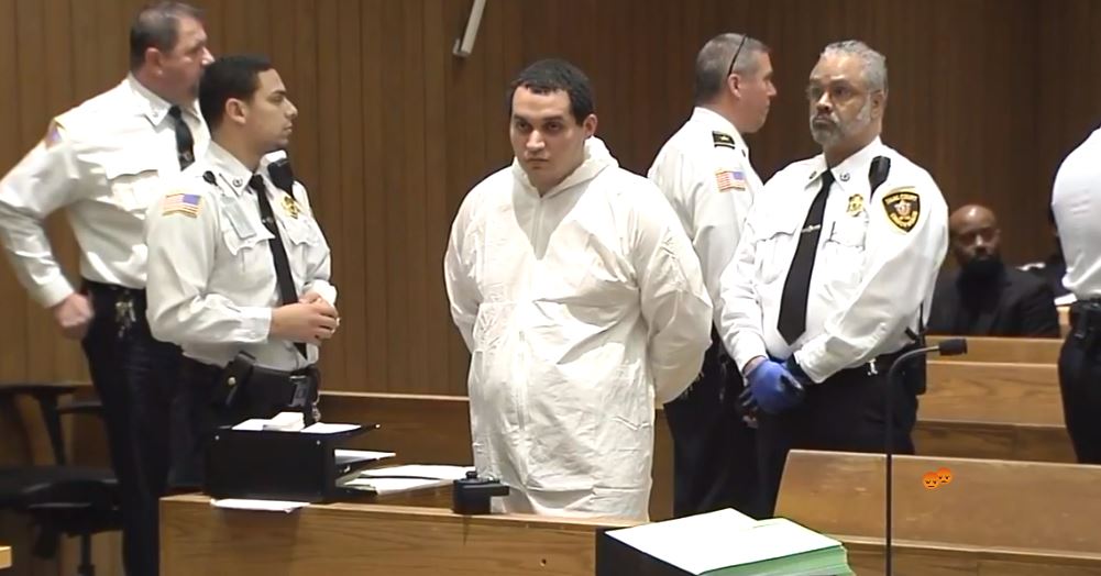 WWLP22News's tweet photo. Miguel Rodriguez was arraigned in #SpringfieldMA District Court, being held without the right to bail. COURT VIDEO > https://t.co/KMm6cXnZ8v #amberalert #courtarraignment https://t.co/IMrzfEOLsR