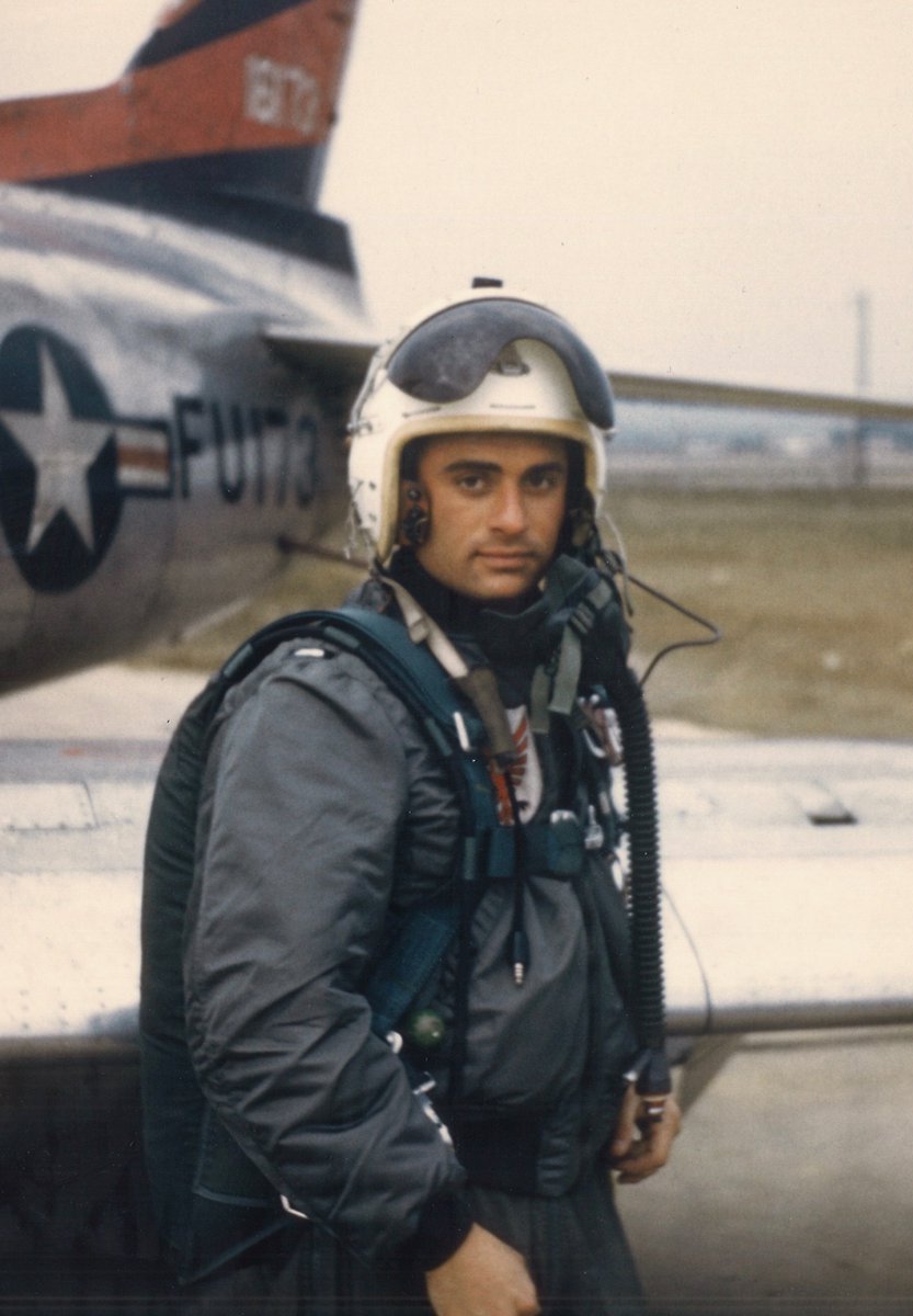 TJU Dept of #Radiology mourns the loss of Professor & Chairman Emeritus David C Levin, MD. Former fighter pilot #USAF, innovator in cardiac angiography and health policy research. Gold Medal Recipient #RSNA #AUR #ARRS #ACR #PRS. Thoughts and prayers are extended to his family.