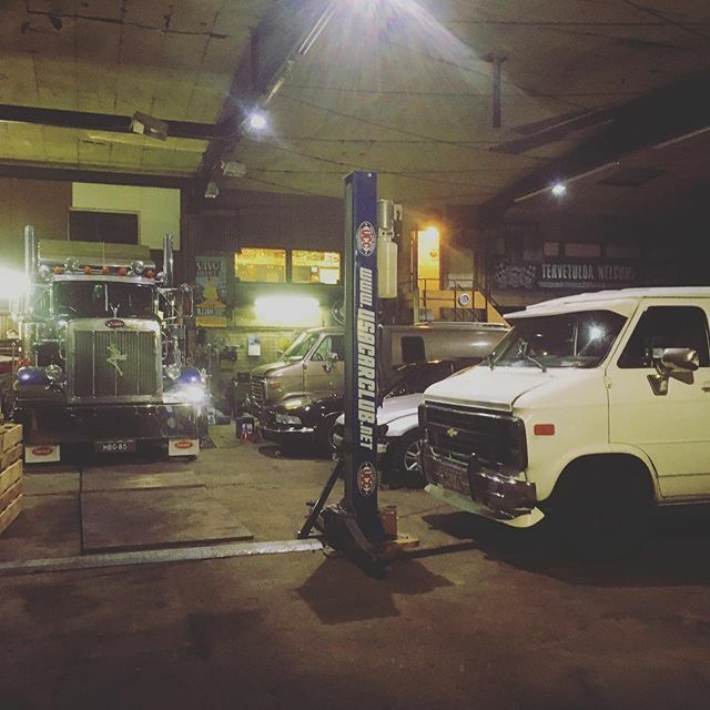 USACarClub's tweet photo. Kerhoillan ohjelmassa taas autotetris, kaikki paikat täynnä #uccry #uccpieksämäki #uccmembercars https://t.co/DmOw5eL6eR https://t.co/HcW1P0jA0F